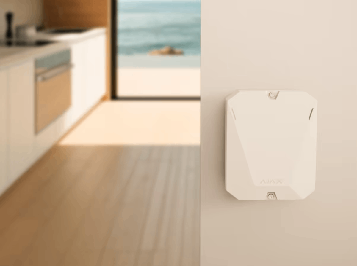 Ajax Hub Plus